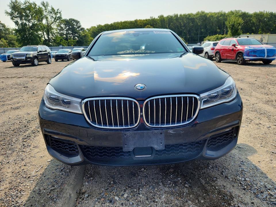 Photo 5 from auction – 2018 BMW 750 with VIN WBA7F0C51JGM23843