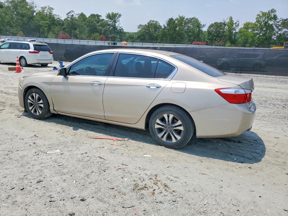 Photo 2 from auction – 2015 HONDA ACCORD with VIN 1HGCR2F38FA017052