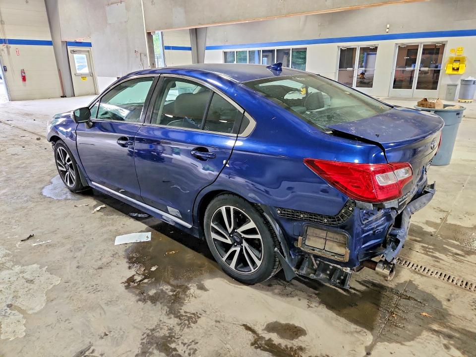 Фото 2 с аукциона – 2017 SUBARU LEGACY с VIN 4S3BNAR63H3031003