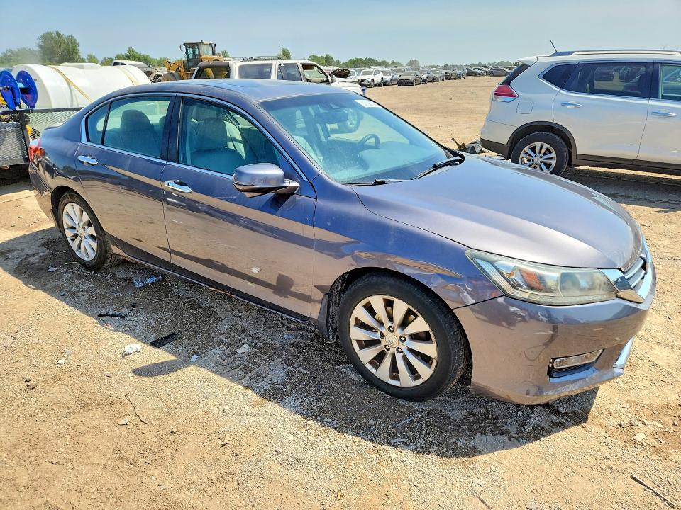 Photo 4 from auction – 2013 HONDA ACCORD with VIN 1HGCR2F89DA079990