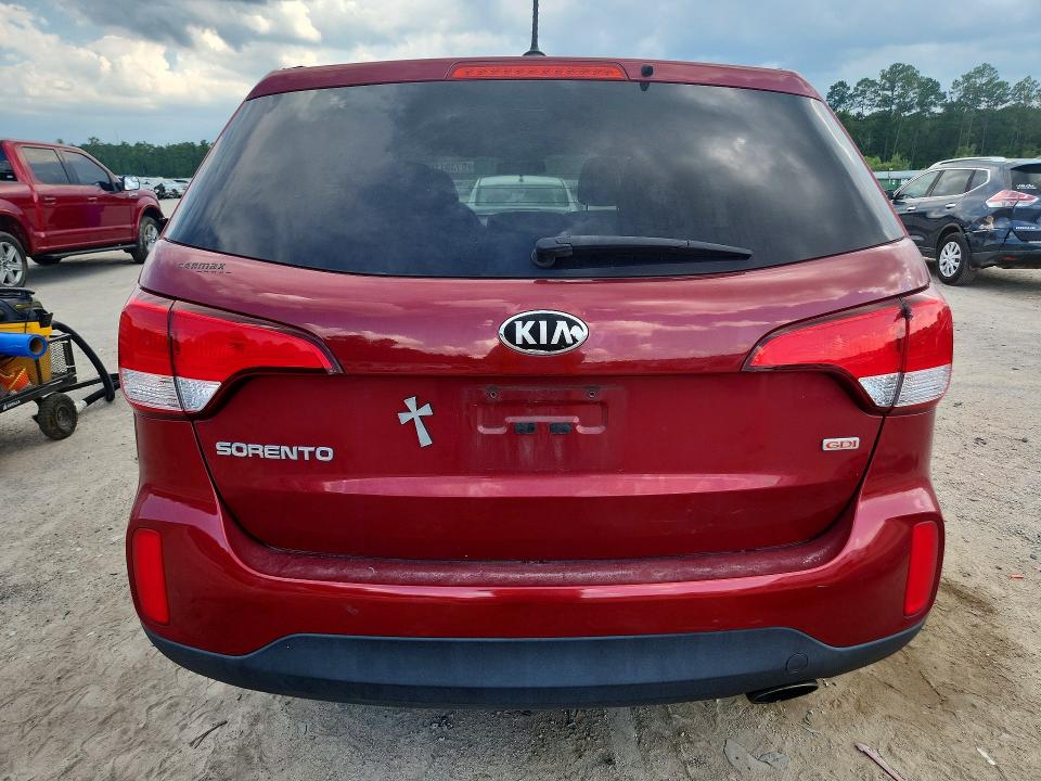 Photo 6 from auction – 2014 KIA SORENTO with VIN 5XYKT3A61EG494892