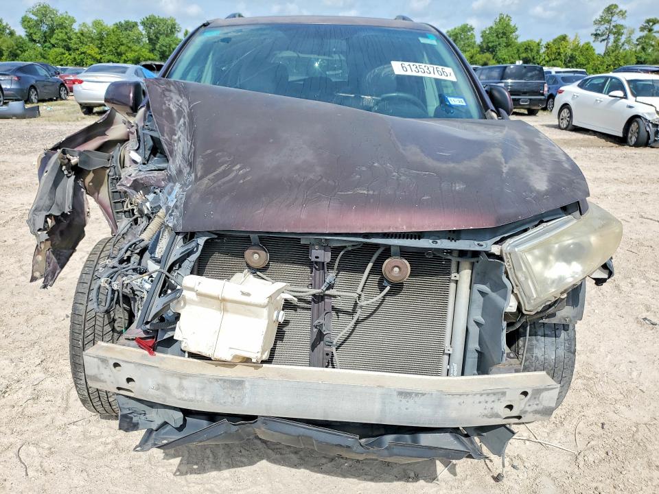 Photo 5 from auction – 2011 TOYOTA HIGHLANDER with VIN 5TDZK3EH3BS041093