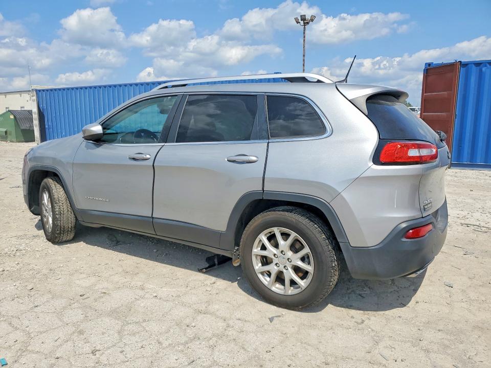 Photo 2 from auction – 2016 JEEP CHEROKEE with VIN 1C4PJMCS1GW105332