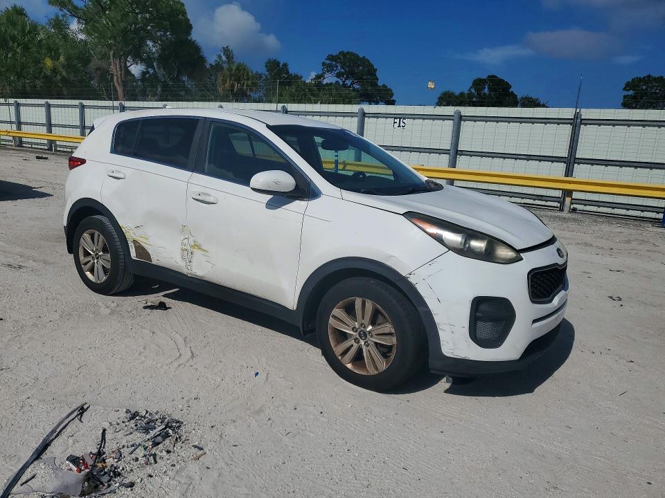 Photo 4 from auction – 2017 KIA SPORTAGE with VIN KNDPM3ACXH7214042