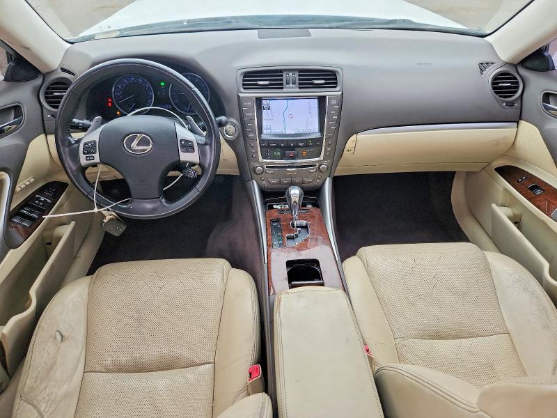 Photo 8 from auction – 2011 LEXUS IS with VIN JTHCF5C22B5051817