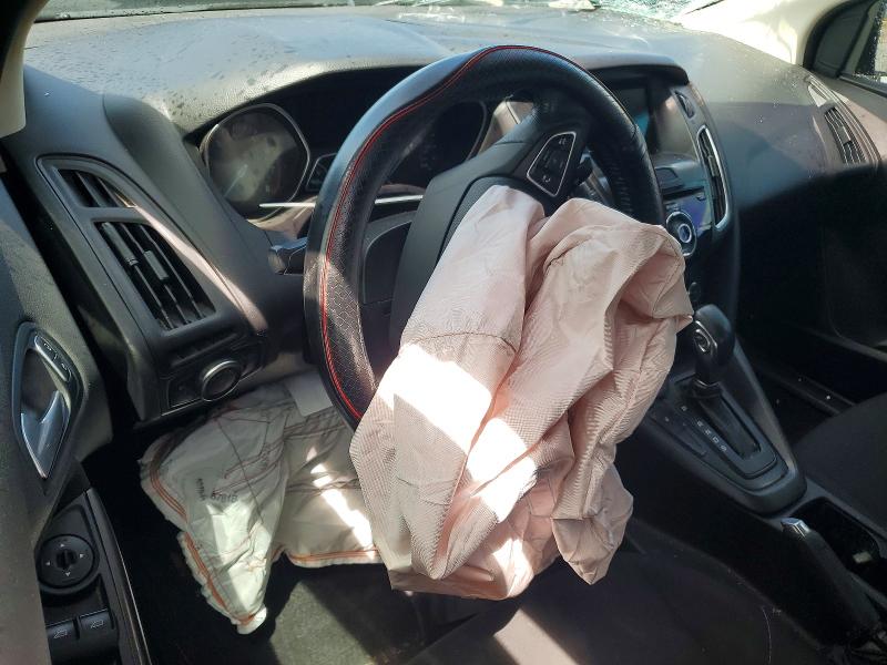 Photo 8 from auction – 2017 FORD FOCUS with VIN 1FADP3H25HL220769