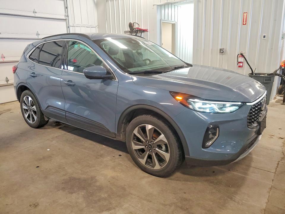 Photo 4 from auction – 2023 FORD ESCAPE with VIN 1FMCU9JA7PUA32231
