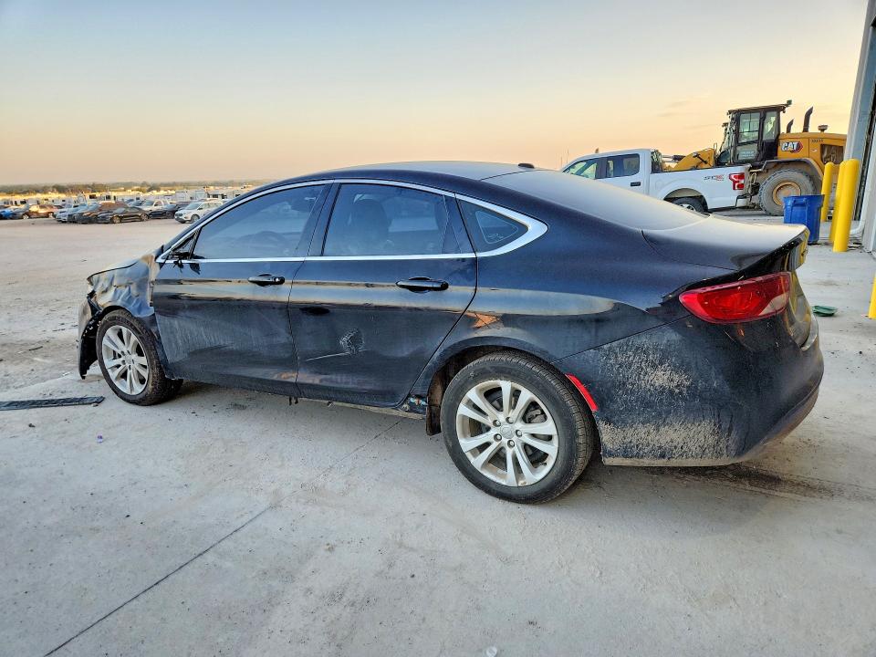 Photo 2 from auction – 2015 CHRYSLER 200 with VIN 1C3CCCAB8FN573251