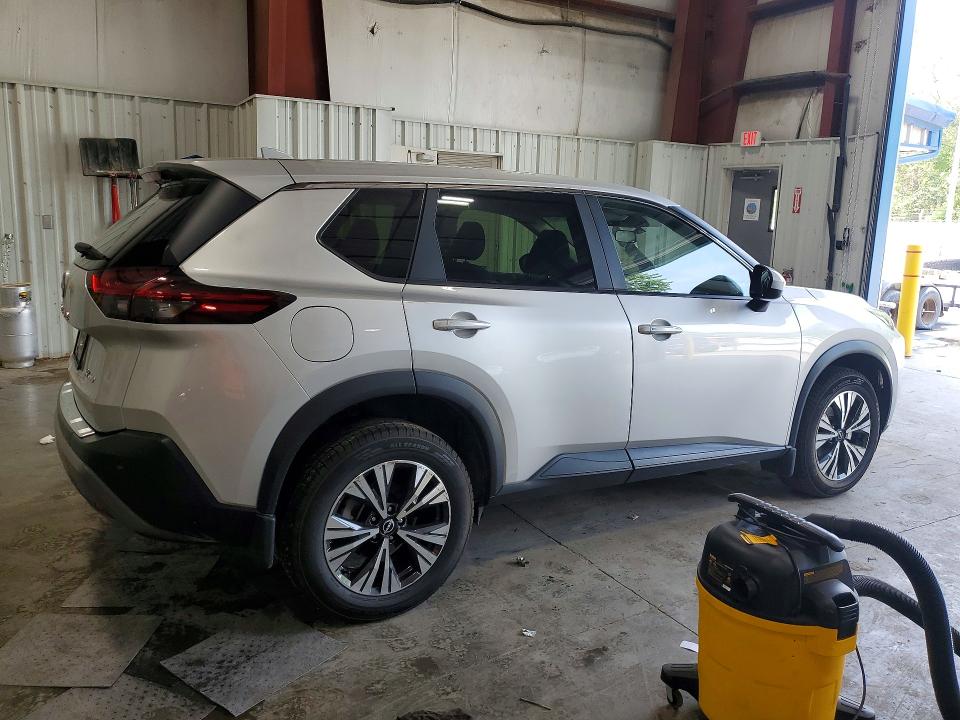 Photo 3 from auction – 2023 NISSAN ROGUE with VIN JN8BT3BB3PW353568