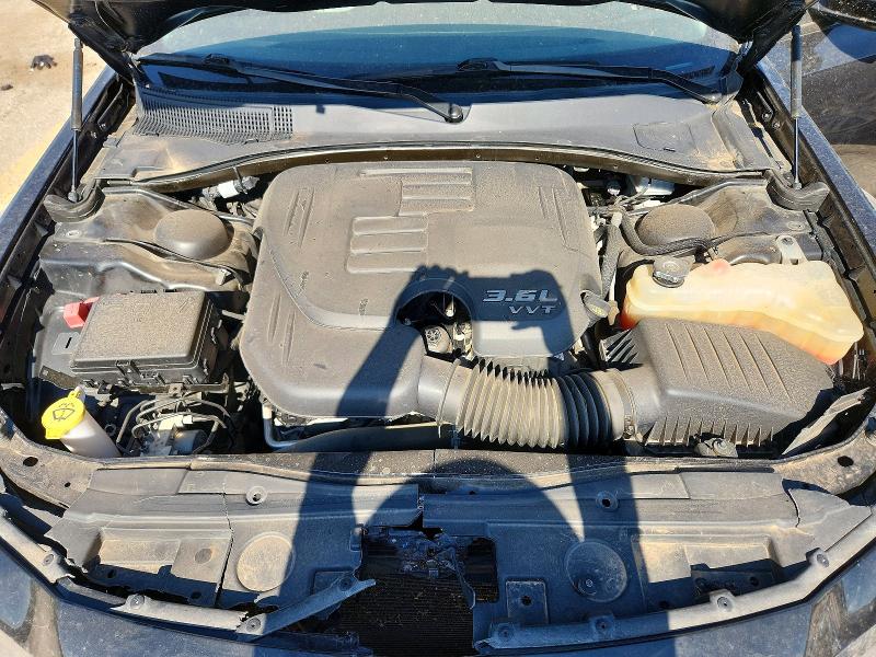 Photo 11 from auction – 2022 CHRYSLER 300 with VIN 2C3CCADG0NH158895