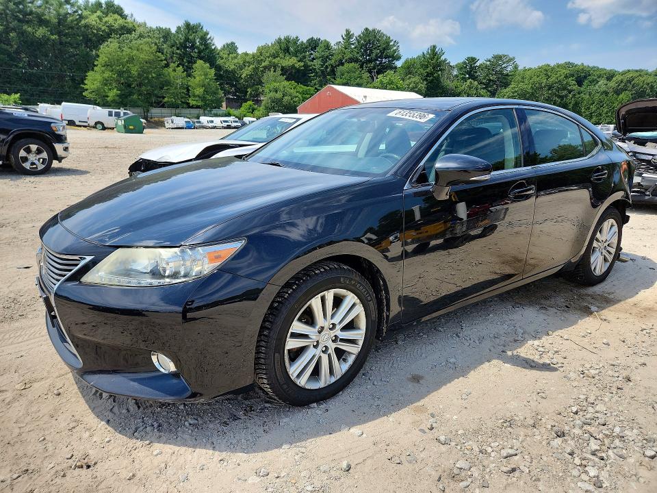 LEXUS ES 2013 with VIN JTHBK1GG2D2077179 - Photo from auction