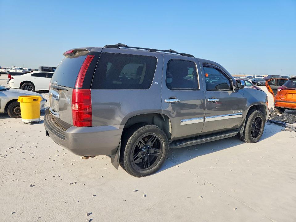 Photo 3 from auction – 2007 CHEVROLET TAHOE with VIN 1GNFK13097J118081