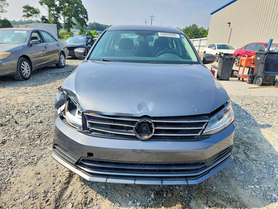 Photo 5 from auction – 2017 VOLKSWAGEN JETTA with VIN 3VW2B7AJ4HM212148