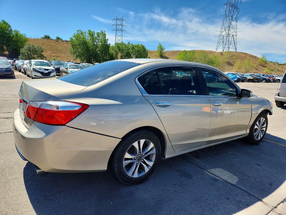 Photo 3 from auction – 2014 HONDA ACCORD with VIN 1HGCR2F34EA027348