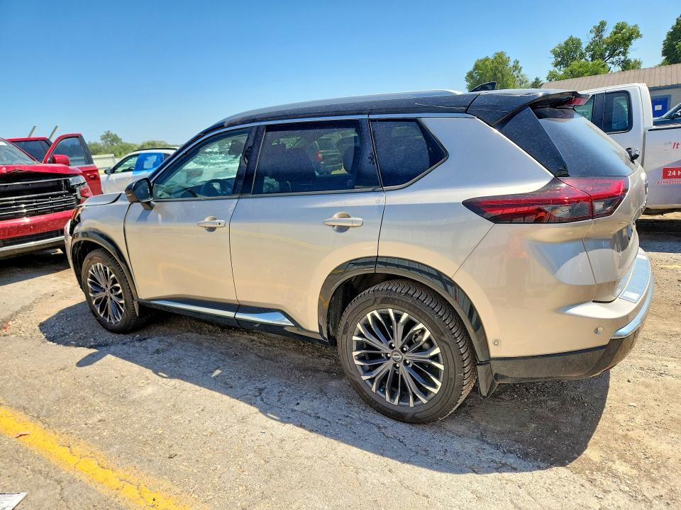 Photo 2 from auction – 2024 NISSAN ROGUE with VIN JN8BT3DD5RW455357
