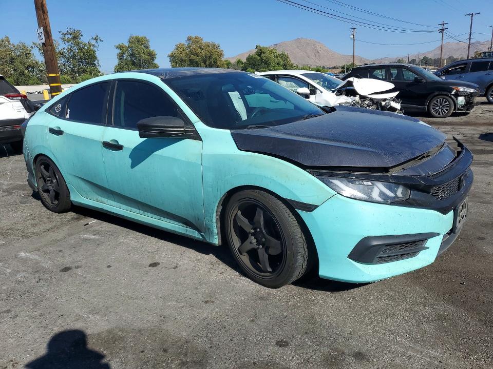 Снимка 4 от търг – 2016 HONDA CIVIC с VIN 2HGFC2F73GH547417