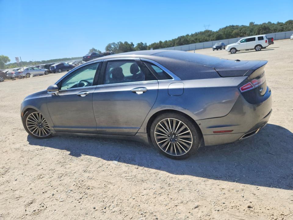 Photo 2 from auction – 2016 LINCOLN MKZ with VIN 3LN6L2LU9GR617902