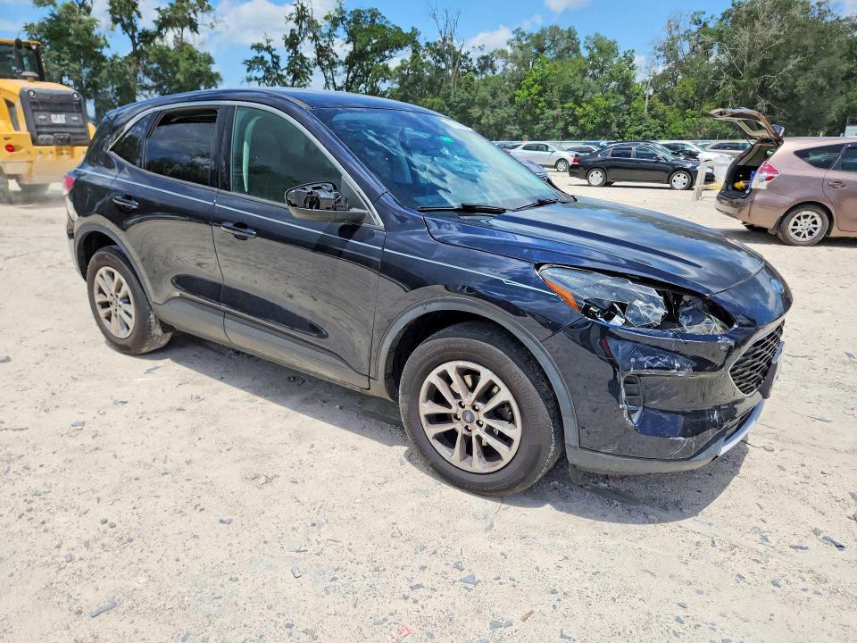 Photo 4 from auction – 2021 FORD ESCAPE with VIN 1FMCU9G66MUA19386