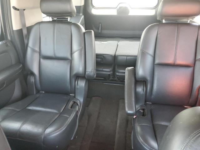 Photo 10 from auction – 2008 CHEVROLET SUBURBAN with VIN 3GNFK16328G136074