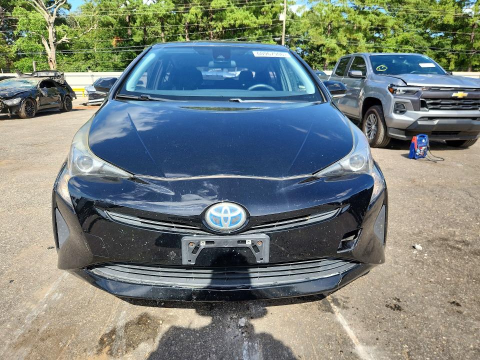 Photo 5 from auction – 2017 TOYOTA PRIUS with VIN JTDKBRFU1H3036243