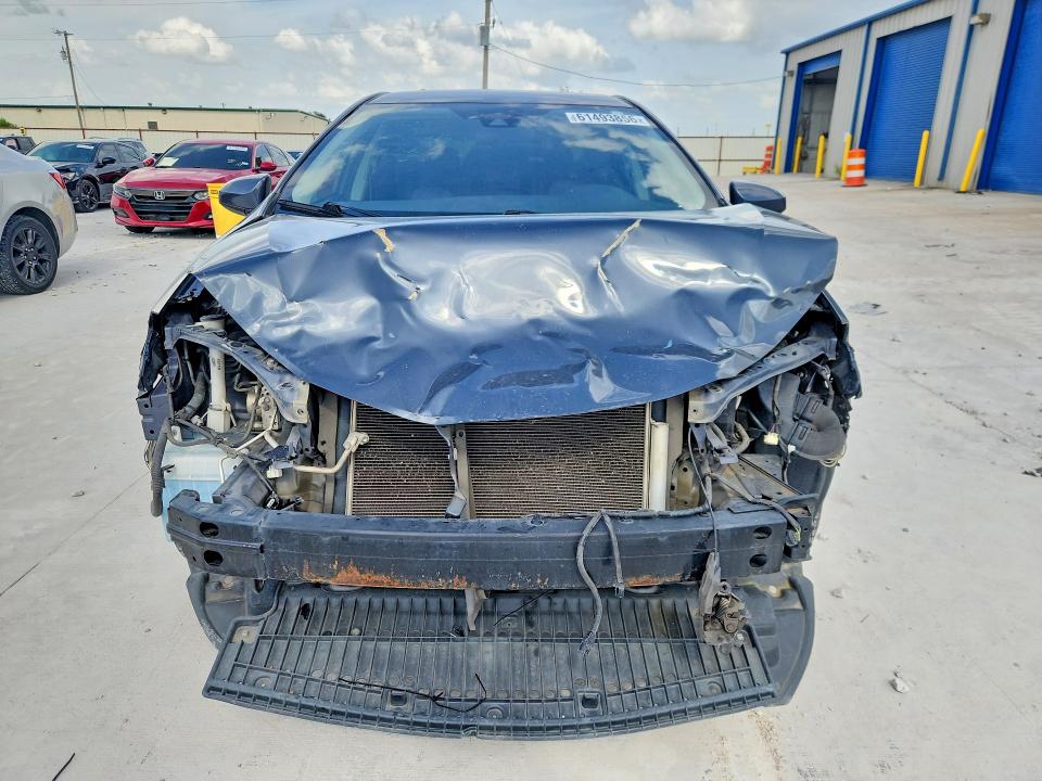 Photo 5 from auction – 2018 TOYOTA COROLLA with VIN 5YFBURHE3JP766555