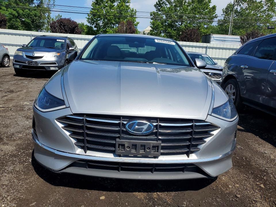 Photo 5 from auction – 2020 HYUNDAI SONATA with VIN 5NPEG4JA4LH039133