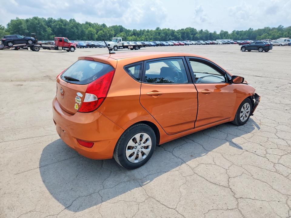 Photo 3 from auction – 2017 HYUNDAI ACCENT with VIN KMHCT5AE1HU327972