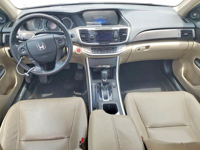 Photo 8 from auction – 2015 HONDA ACCORD with VIN 1HGCR3F8XFA007124
