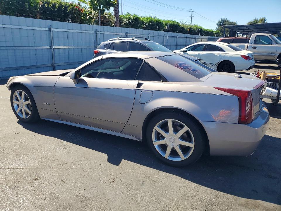 Photo 2 from auction – 2005 CADILLAC XLR with VIN 1G6YV34A855602697