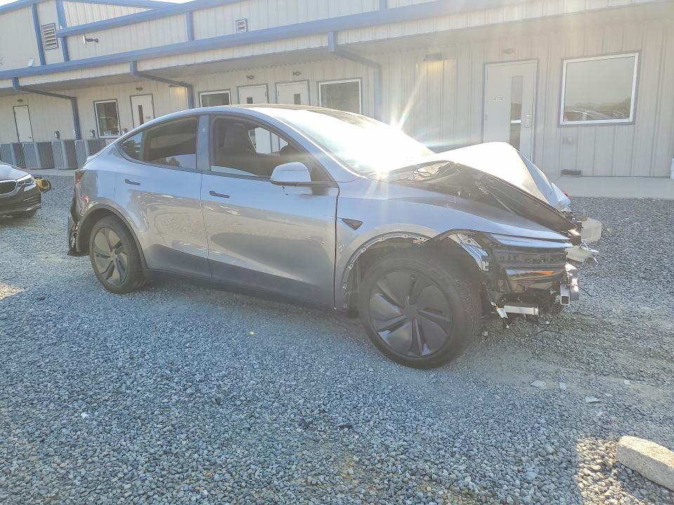 Photo 4 from auction – 2026 TESLA MODEL Y with VIN 7SAYGDED0TA721829