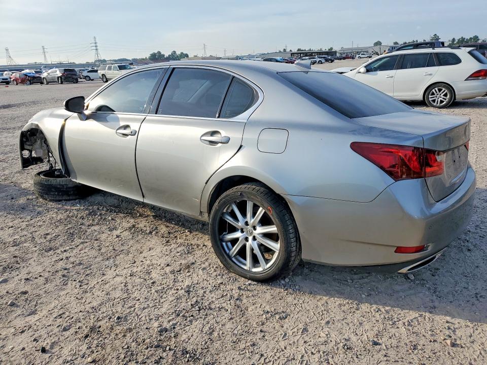 Photo 2 from auction – 2015 LEXUS GS with VIN JTHBE1BL8FA019856