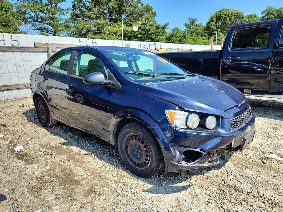 Photo 4 from auction – 2015 CHEVROLET SONIC with VIN 1G1JA5SG2F4161257