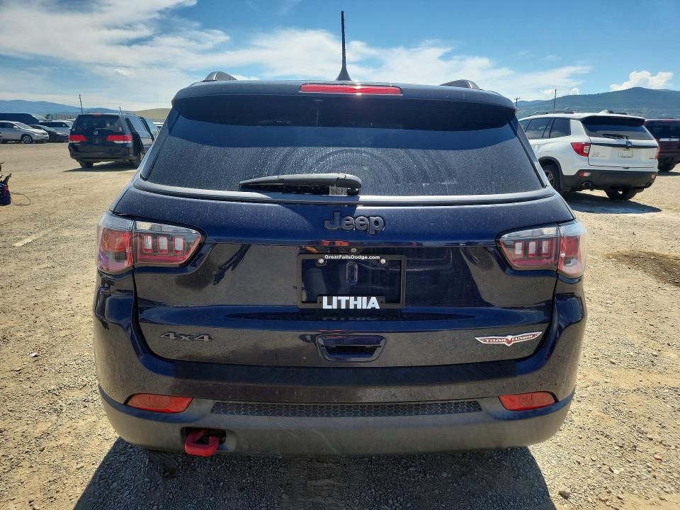 Photo 6 from auction – 2019 JEEP COMPASS with VIN 3C4NJDDB2KT728544