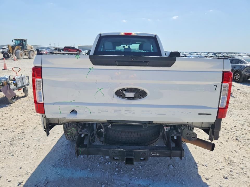 Photo 6 from auction – 2019 FORD F250 with VIN 1FT7X2A67KED15117