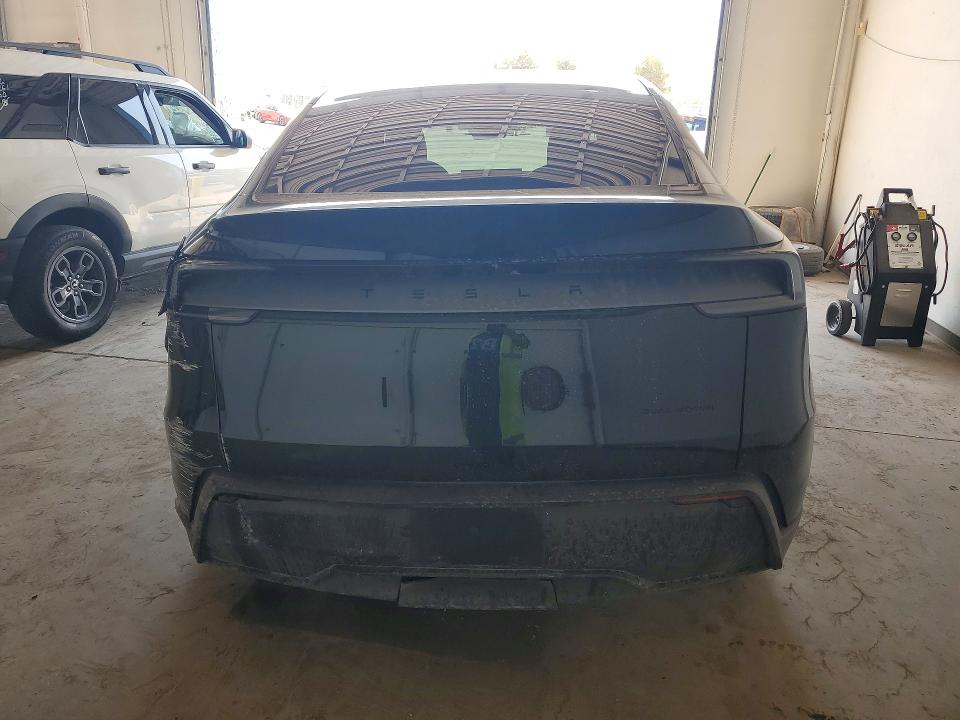 Photo 6 from auction – 2026 TESLA MODEL Y with VIN 7SAYGDEE3TA698460
