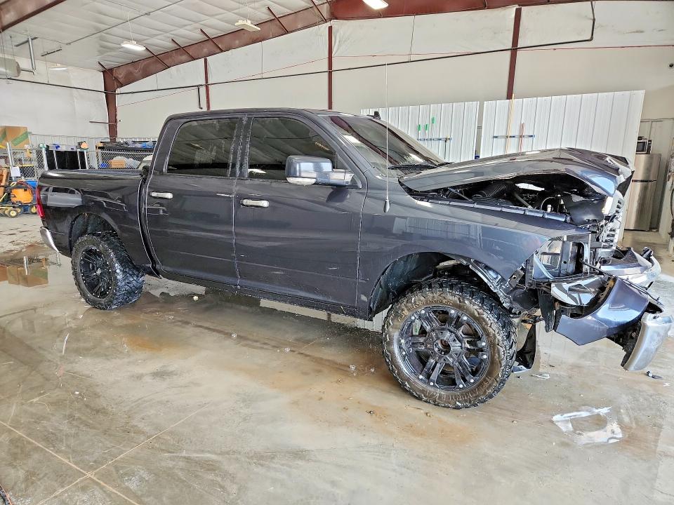 Photo 4 from auction – 2018 RAM 1500 with VIN 3C6RR7LT8JG163334