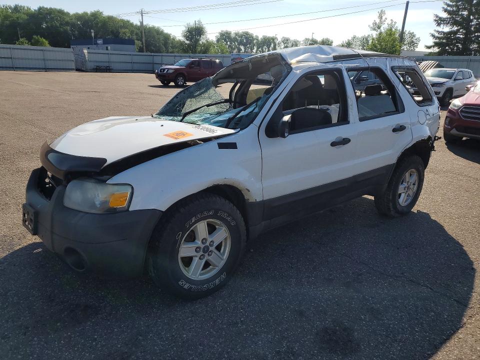 FORD ESCAPE 2007 with VIN 1FMYU92Z67KB68002 - Photo from auction