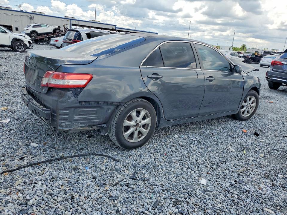 Photo 3 from auction – 2011 TOYOTA CAMRY with VIN 4T1BF3EK9BU668986
