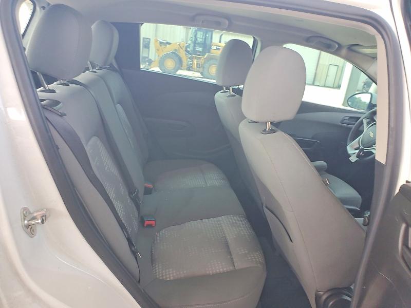 Photo 10 from auction – 2019 CHEVROLET SONIC with VIN 1G1JG6SB8K4124930