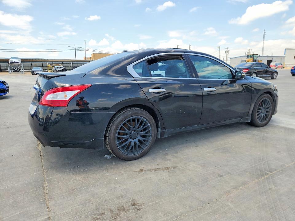 Photo 3 from auction – 2011 NISSAN MAXIMA with VIN 1N4AA5AP4BC855432