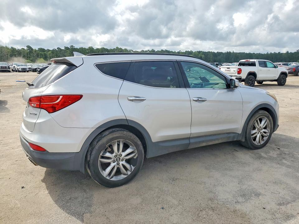 Photo 3 from auction – 2013 HYUNDAI SANTA FE SPORT with VIN 5XYZU3LA4DG070179