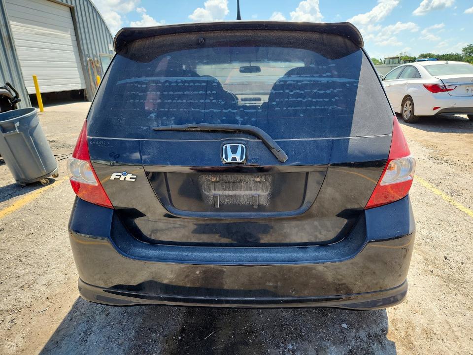 Photo 6 from auction – 2007 HONDA FIT with VIN JHMGD38637S060655