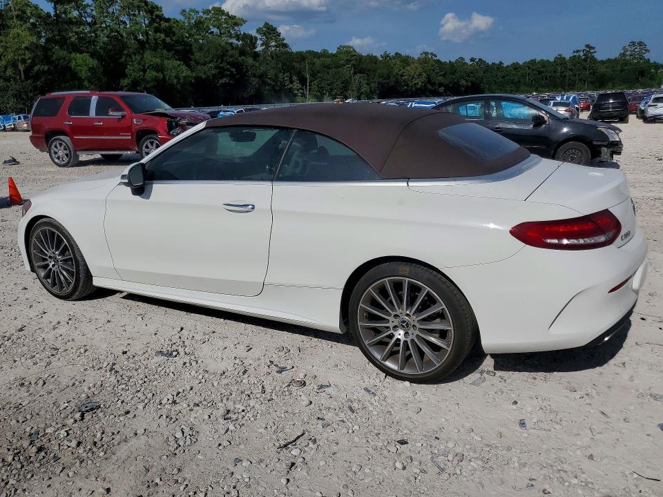 Photo 2 from auction – 2017 MERCEDES-BENZ C with VIN WDDWK4JB0HF523710