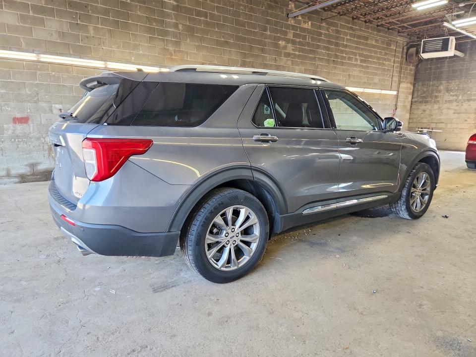 Photo 3 from auction – 2021 FORD EXPLORER with VIN 1FMSK8FH9MGB55542