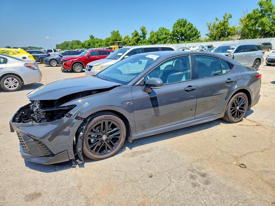 Photo 1 from auction – 2025 TOYOTA CAMRY with VIN 4T1DBADK4SU031191
