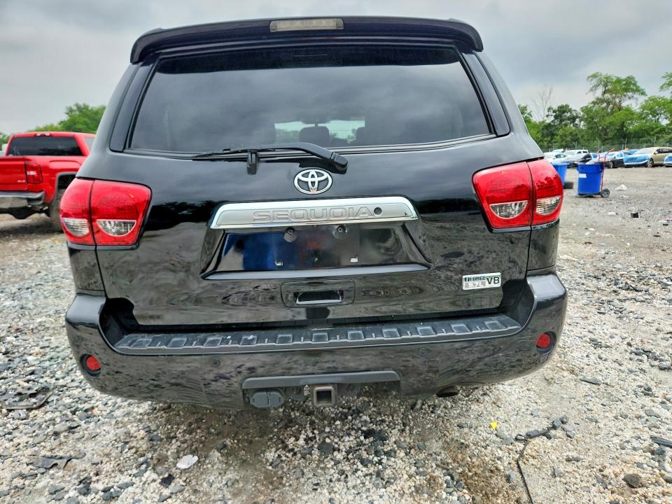 Foto 6 de la subasta – 2014 TOYOTA SEQUOIA con VIN 5TDJY5G12ES106933