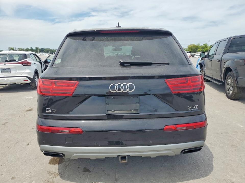 Photo 6 from auction – 2017 AUDI Q7 with VIN WA1LAAF78HD004607