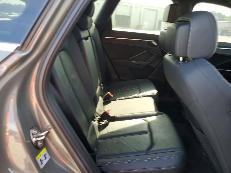 Zdjęcie 11 z aukcji – 2020 AUDI Q3 z VIN WA1EECF31L1026920