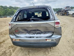 Photo 6 from auction – 2014 MITSUBISHI OUTLANDER with VIN JA4AD3A30EZ015808