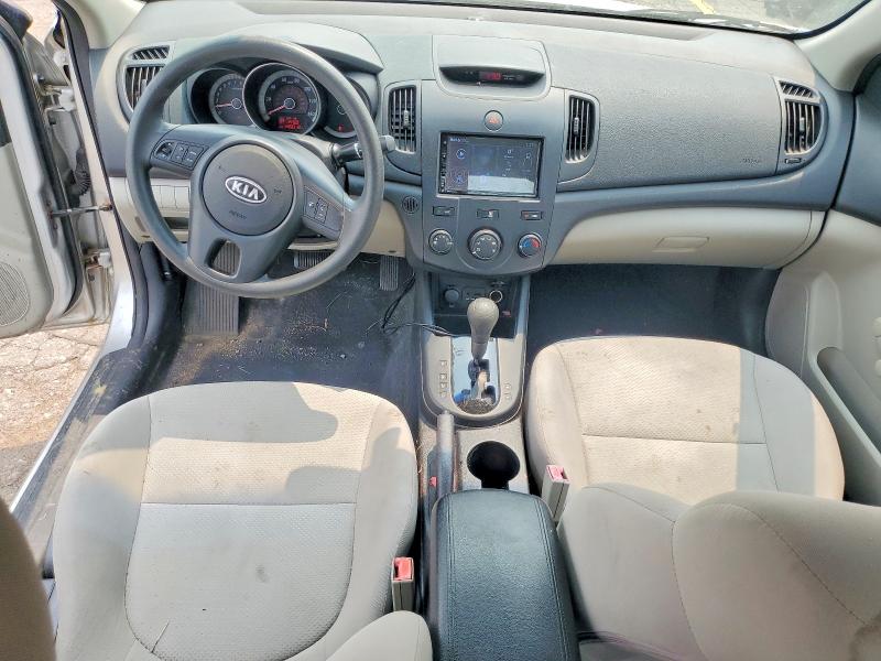 Photo 8 from auction – 2010 KIA FORTE with VIN KNAFT4A29A5097550
